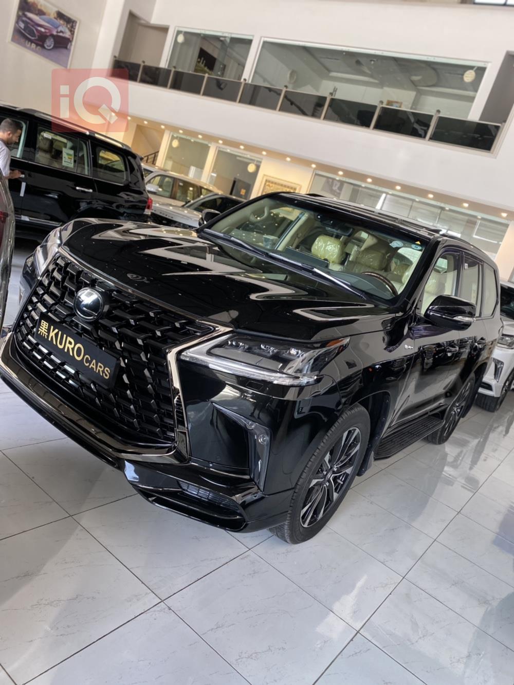 Lexus LX